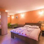 Apartment In With Terrace, Air Condition, Wifi
