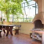 Apartment In With Terrace, Air Condition, Wifi