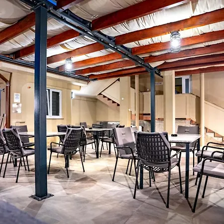 In With Terrace, Air Condition, Wifi