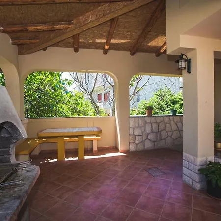 In With Terrace, Air Condition, Wifi