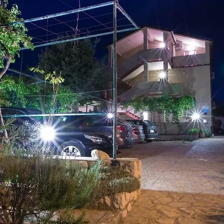 In With Terrace, Air Condition, Wifi Apartamento