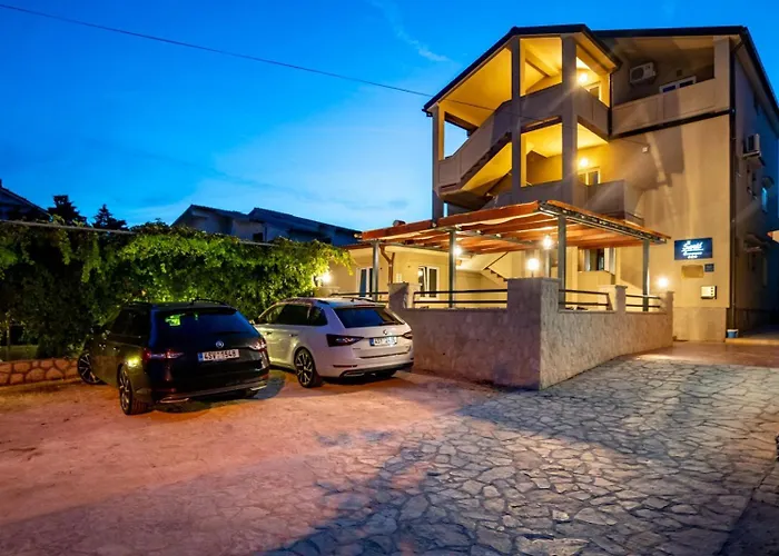 Apartament In With Terrace, Air Condition, Wifi Lopar