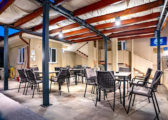In With Terrace, Air Condition, Wifi