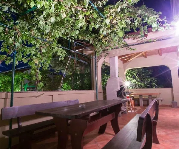 In With Terrace, Air Condition, Wifi * Lopar