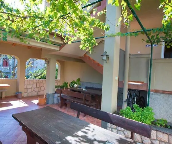 In With Terrace, Air Condition, Wifi * Lopar