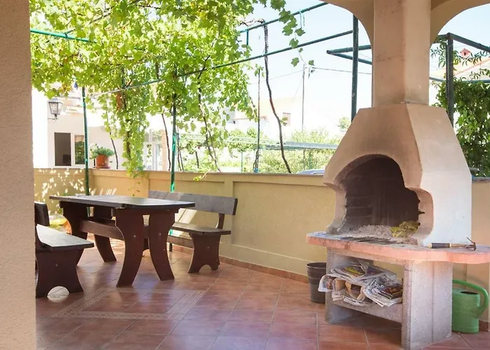 Apartament In With Terrace, Air Condition, Wifi